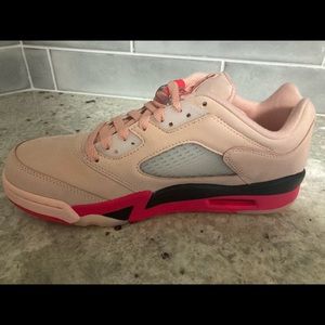 Women’ Air Jordan 5 Retro Low
